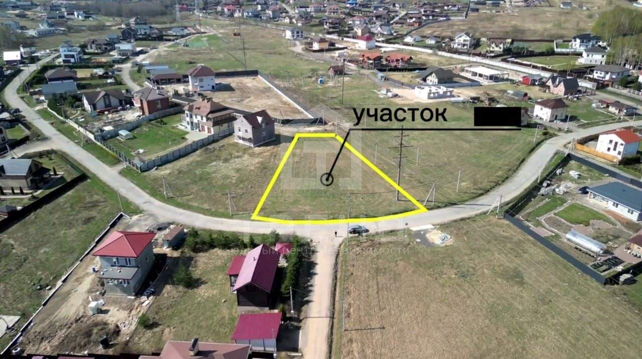 Продам земельный участок 2100 м.кв.