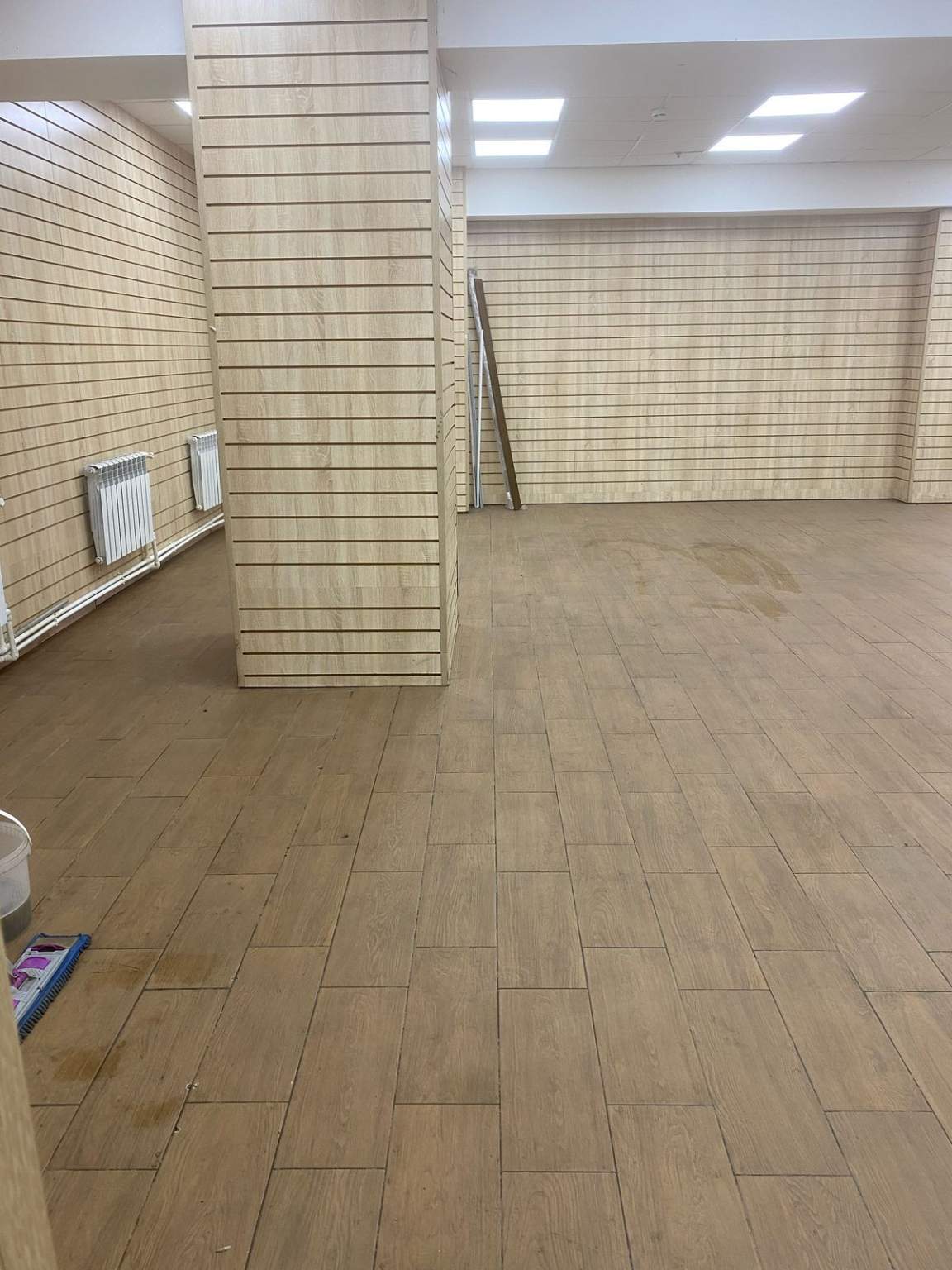 Сдам в аренду магазин 359.4 м.кв.
