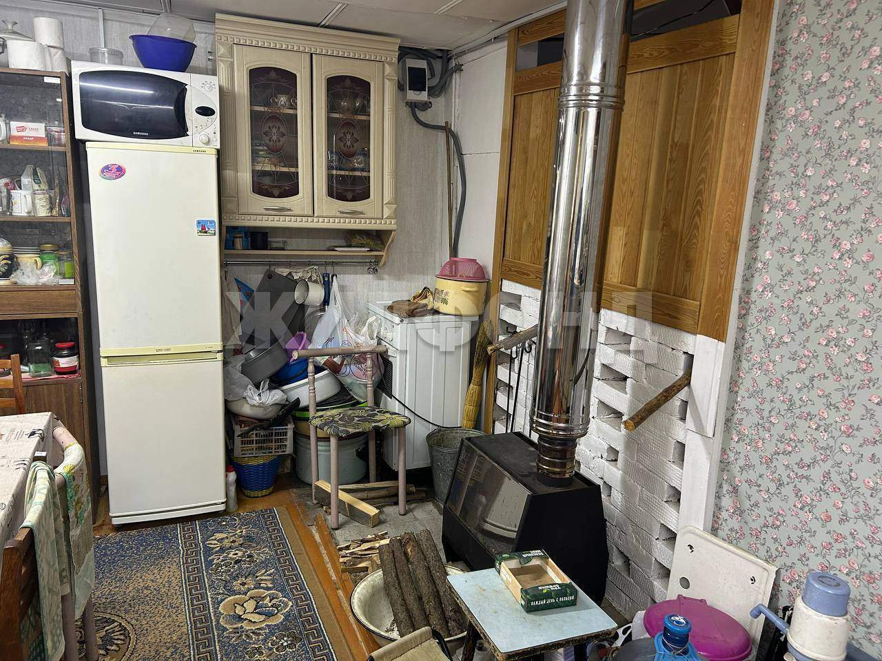 Продам земельный участок 1200 м.кв.