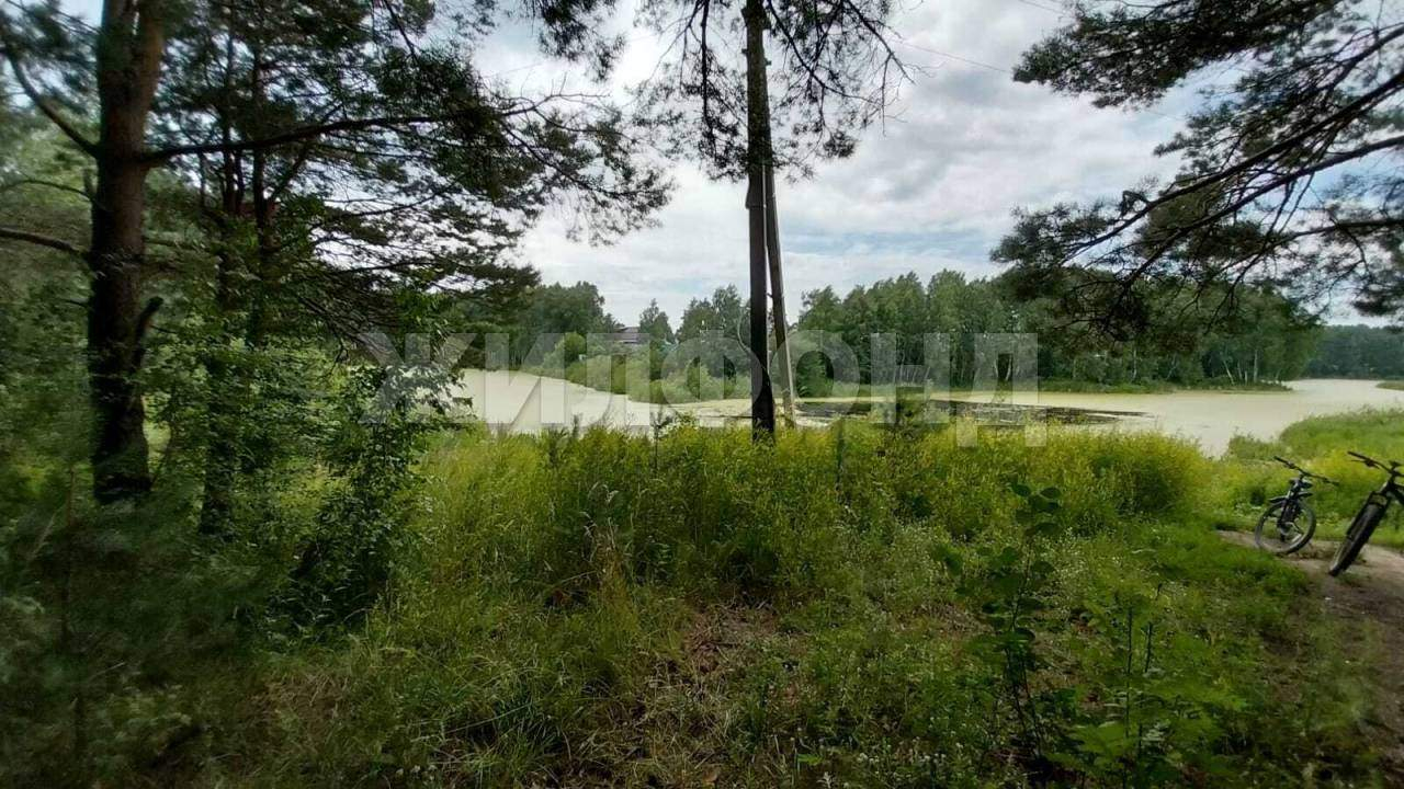 Продам земельный участок 567 м.кв.