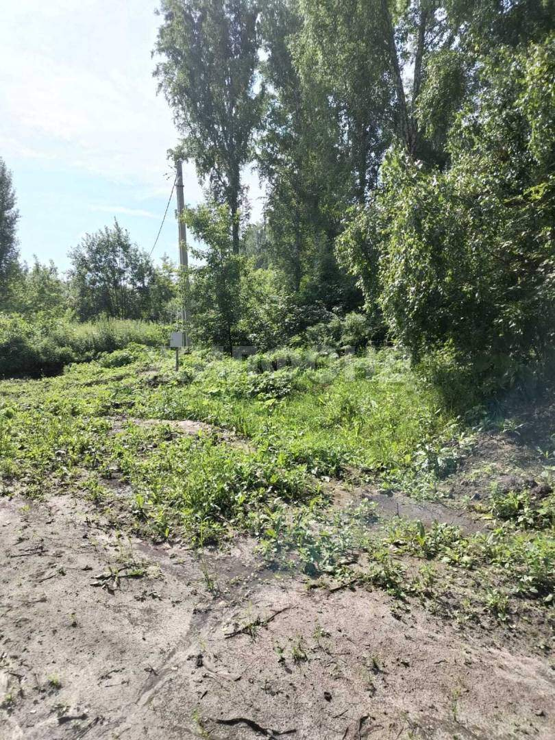 Продам земельный участок 800 м.кв.