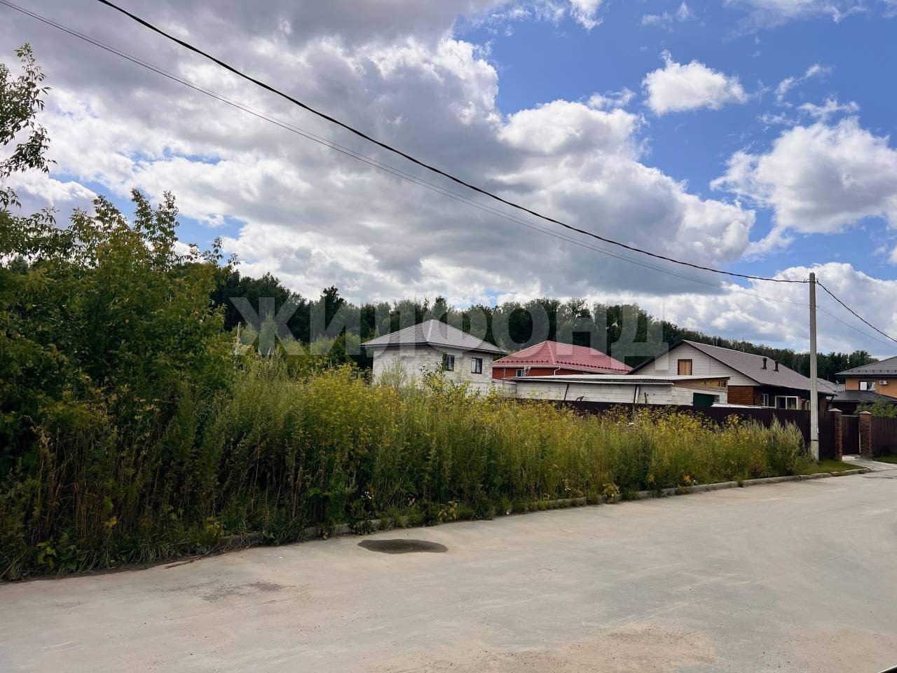 Продам земельный участок 746 м.кв.