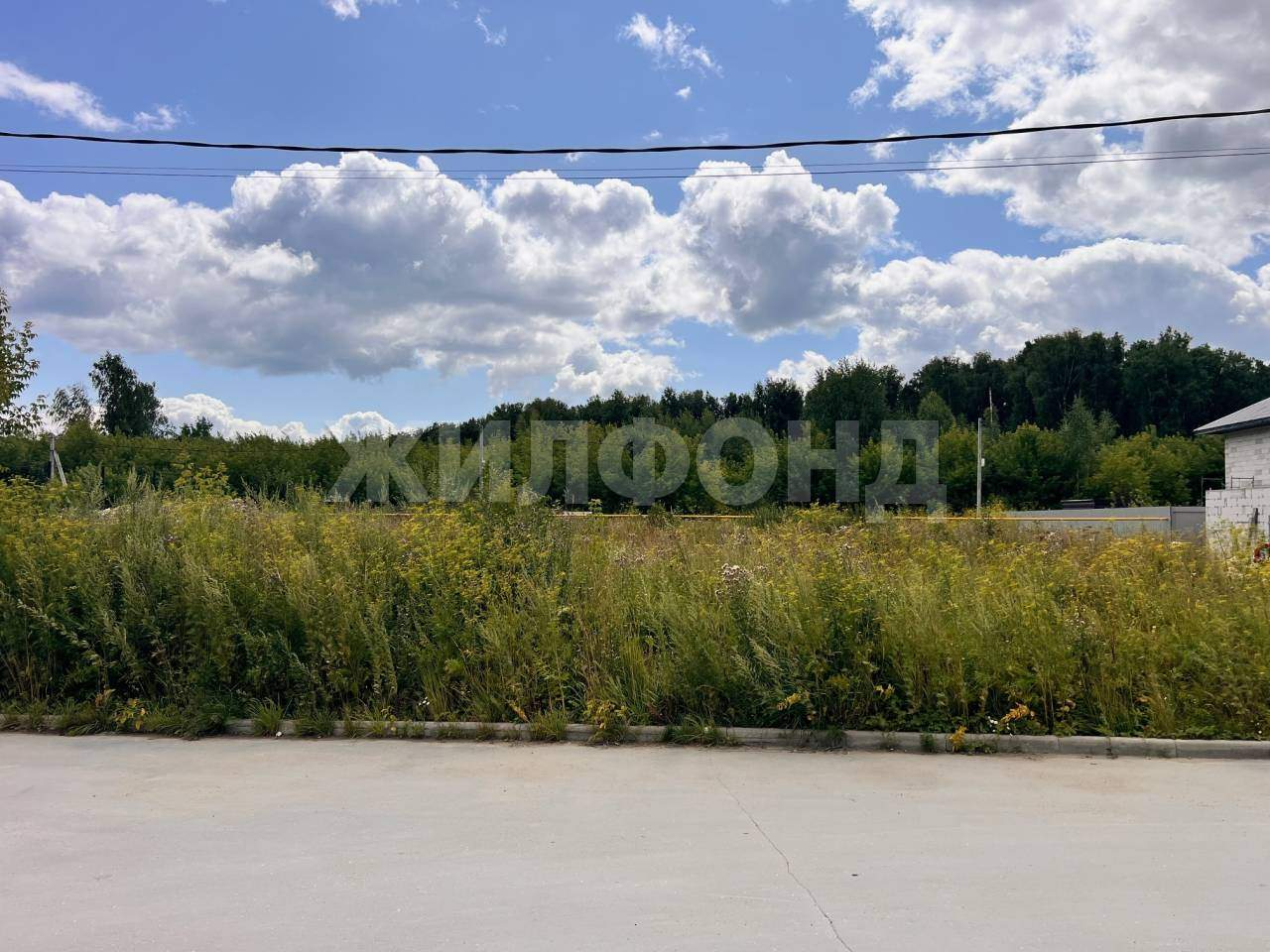Продам земельный участок 746 м.кв.