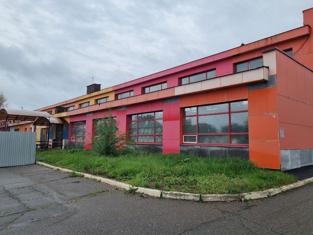 Торговая площадь в аренду в Оренбурге, Шарлыкское шоссе, 1/6 фото №2