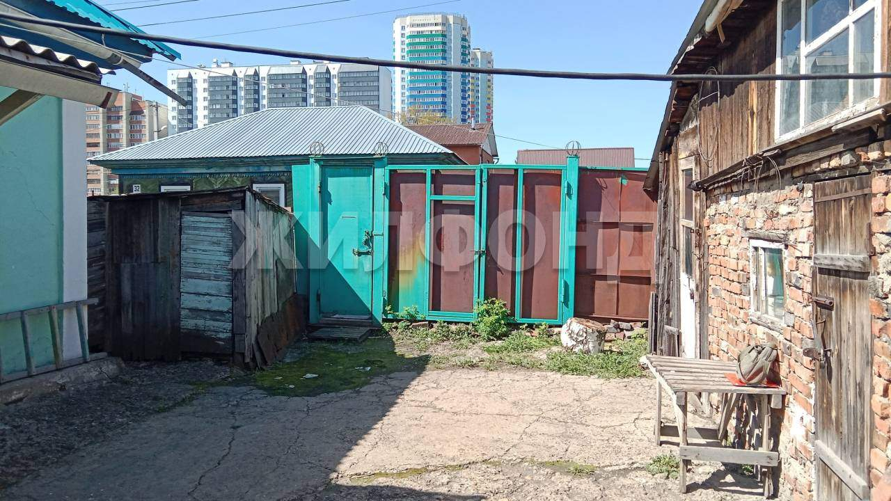 Продам земельный участок 570 м.кв.