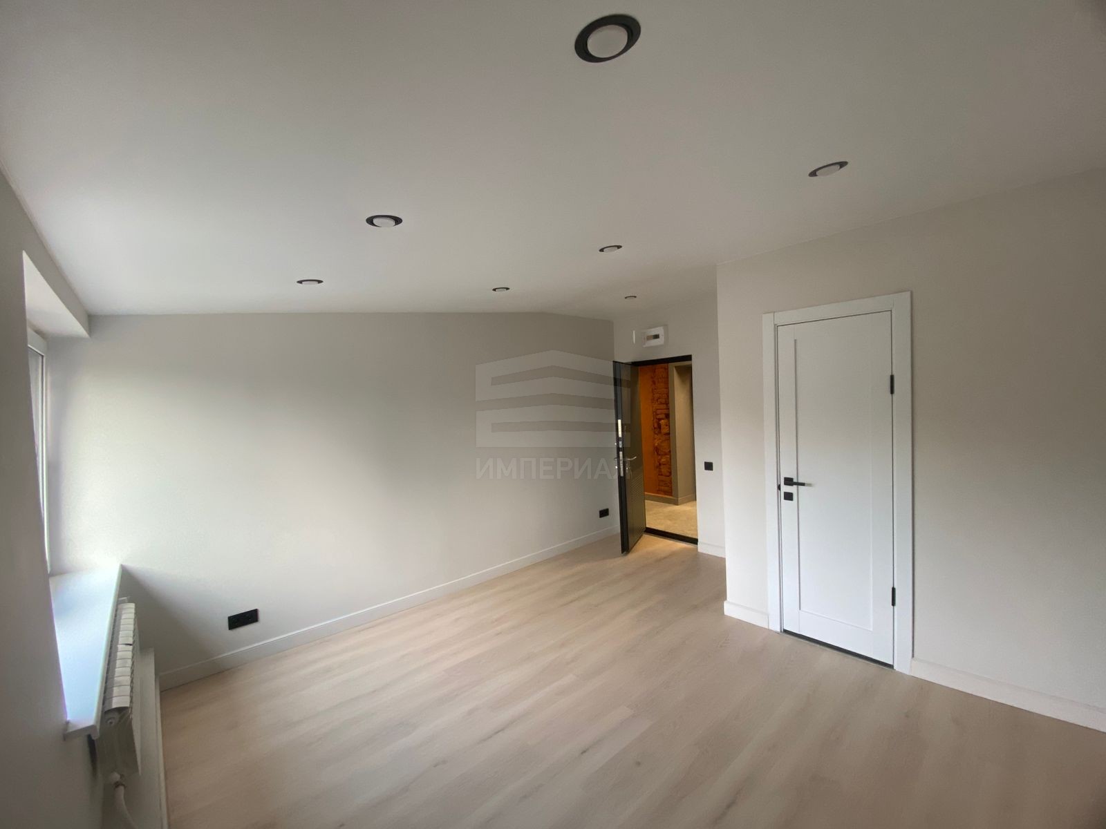 Сдам в аренду помещение свободного назначения 16.6 м.кв.