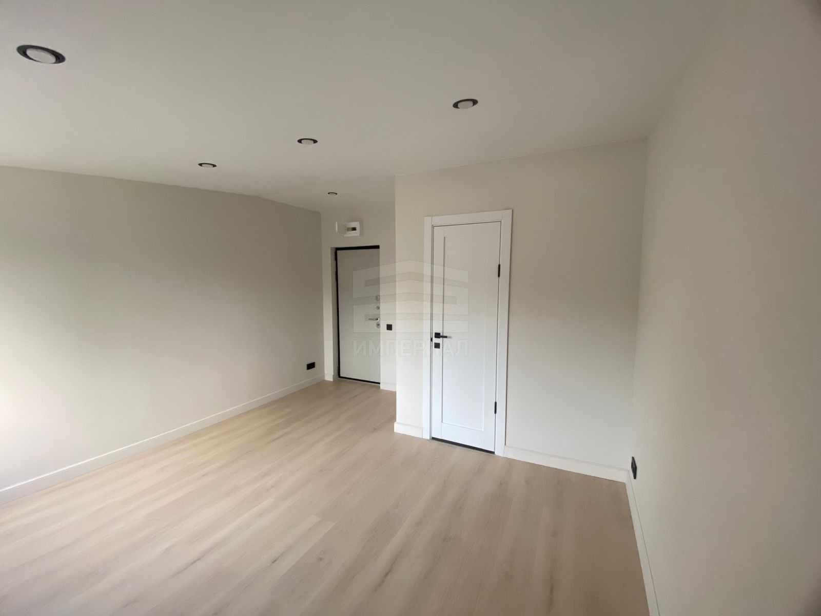 Сдам в аренду помещение свободного назначения 16.6 м.кв.