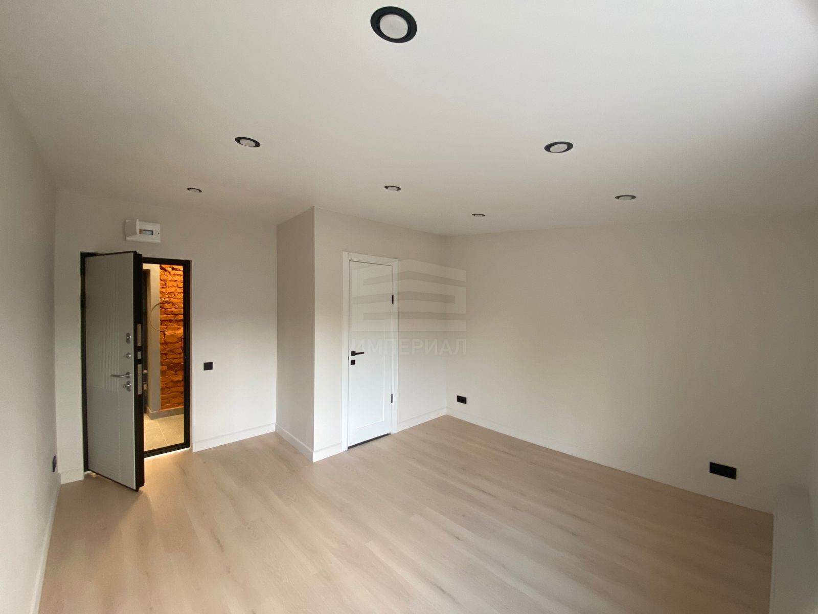 Сдам в аренду помещение свободного назначения 16.6 м.кв.