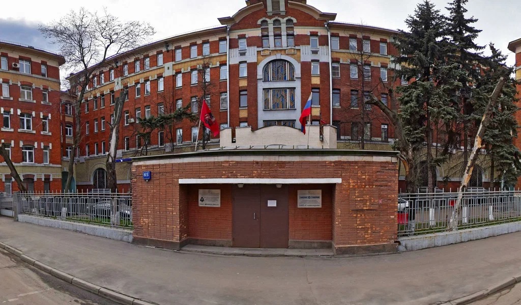 Продам торговое помещение 13835 м.кв.