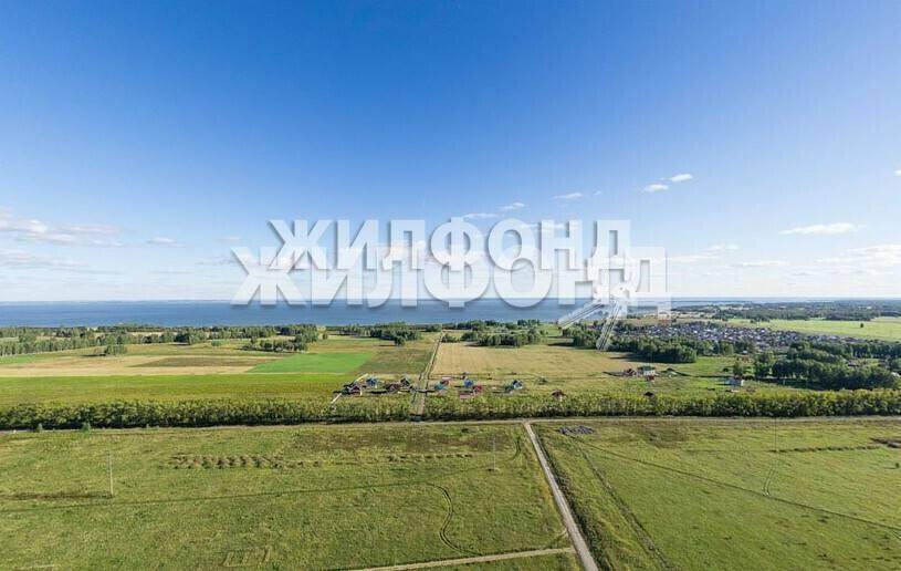 Продам земельный участок 1000 м.кв.