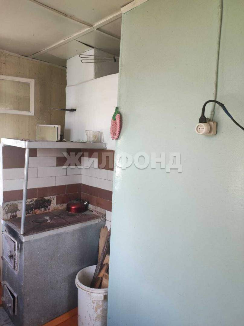 Продам земельный участок 600 м.кв.