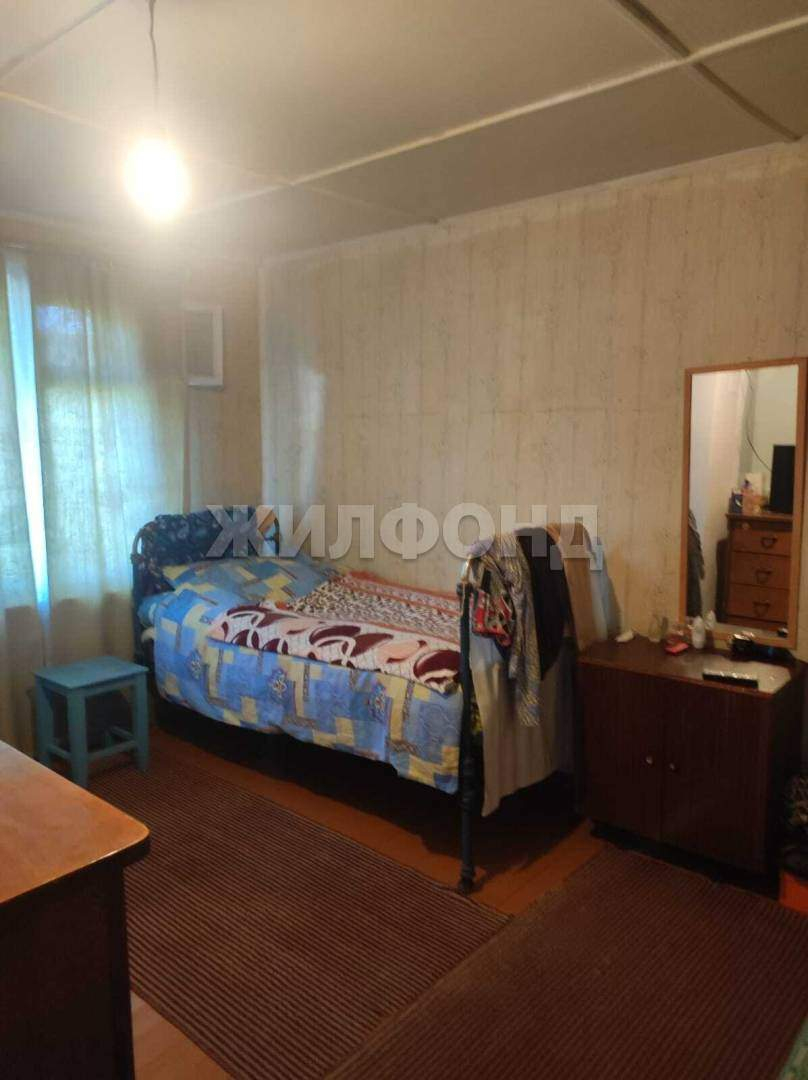 Продам земельный участок 600 м.кв.
