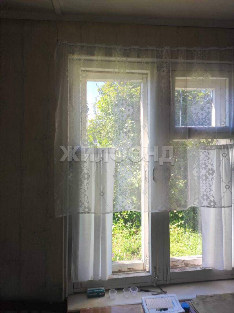 Продам земельный участок 600 м.кв.