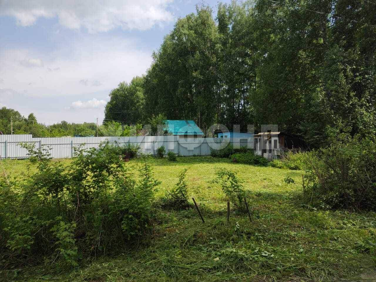 Продам земельный участок 770 м.кв.