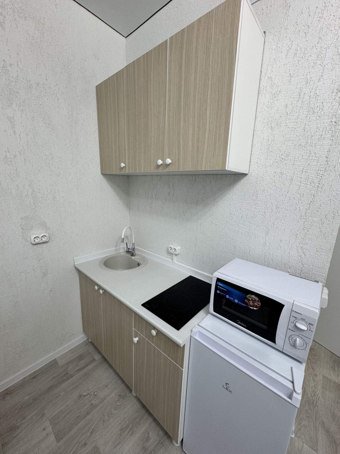 Квартира в аренду в Тюмене, Ставропольская улица, 95 фото №2