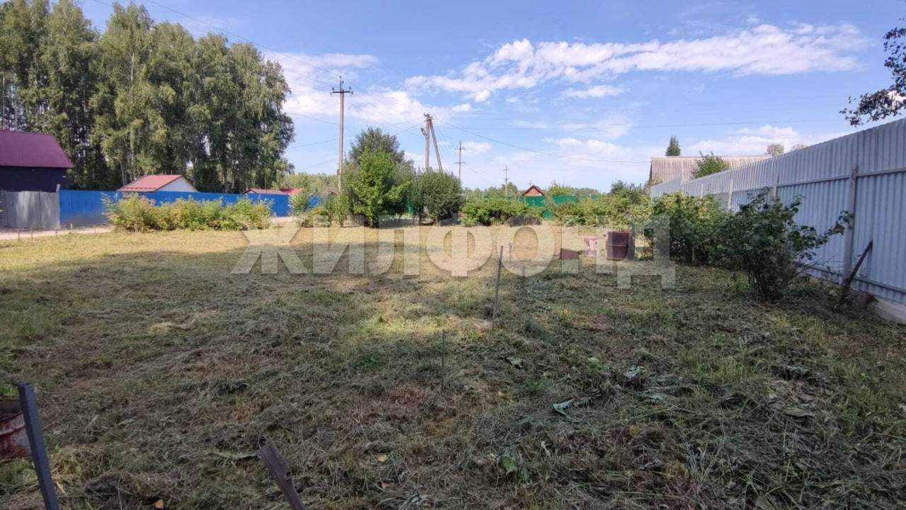 Продам земельный участок 770 м.кв.