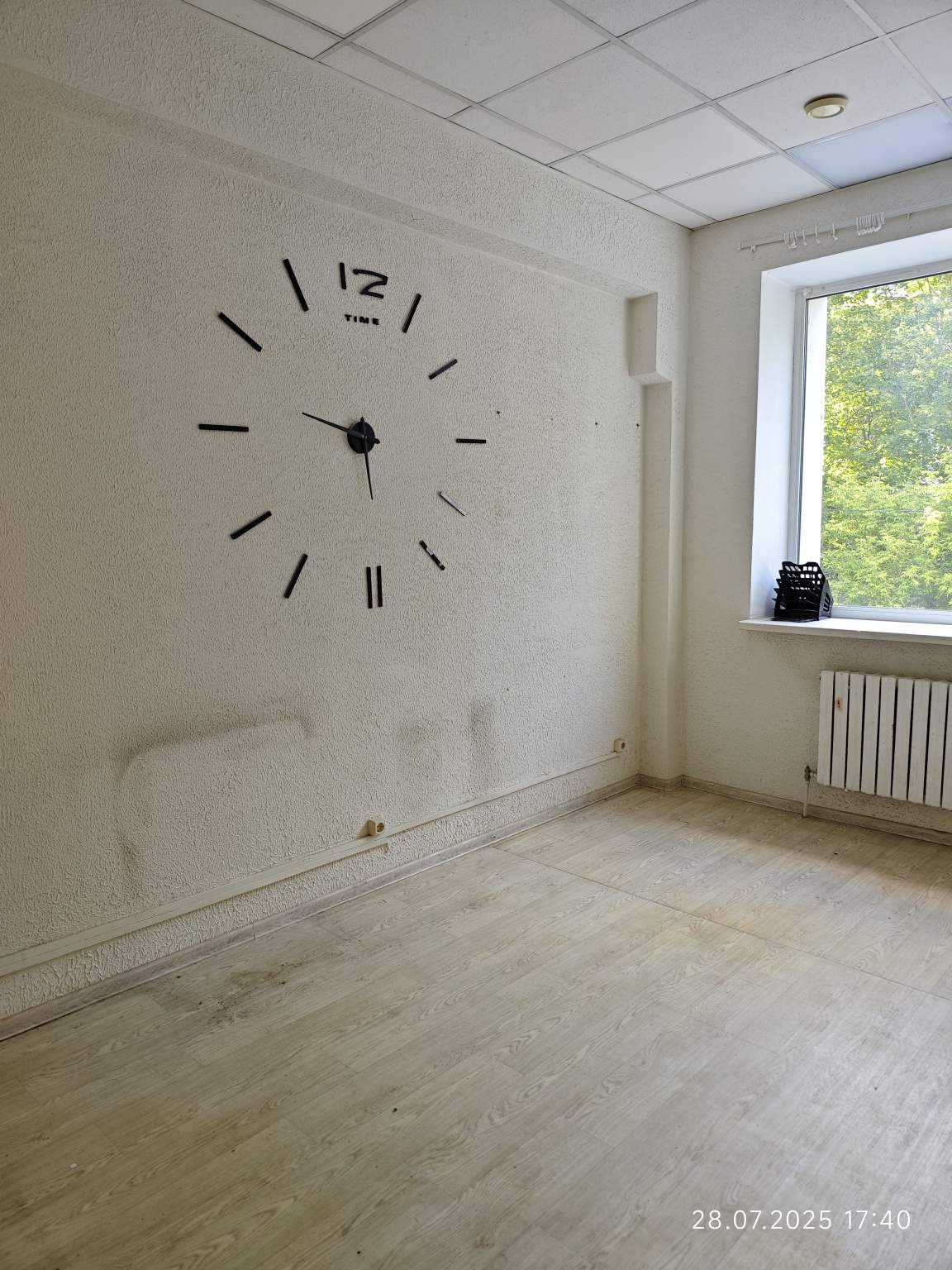Сдам в аренду офис 12 м.кв.