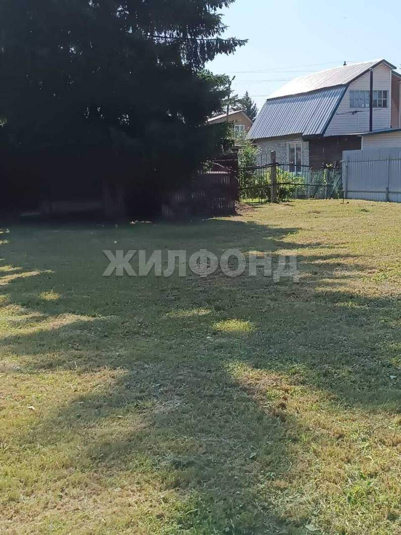 Продам земельный участок 530 м.кв.