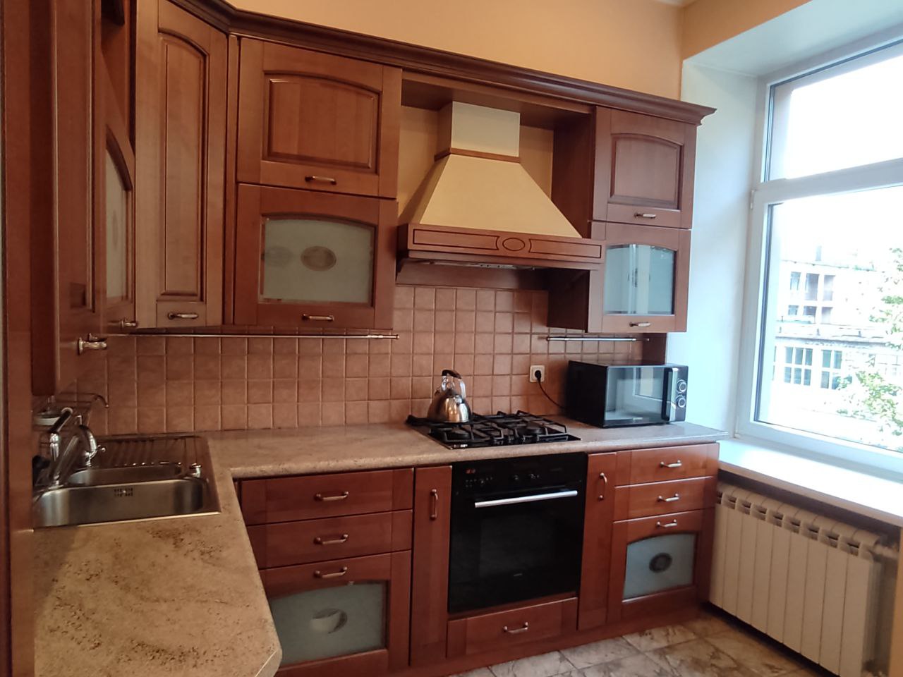 Квартира в аренду в Санкт-Петербурге, Стахановцев улица, 19а фото №1