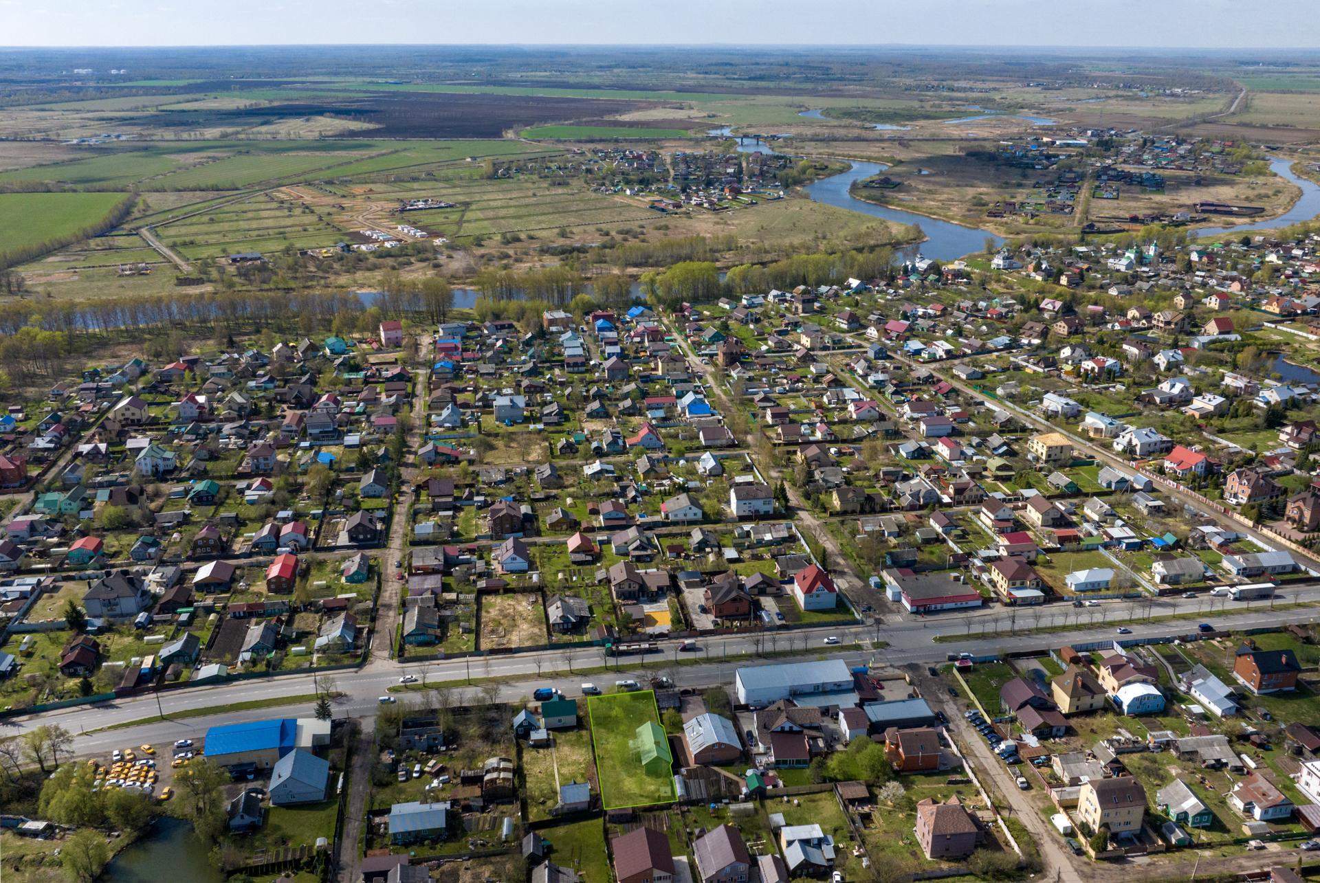 Продам земельный участок 996 м.кв.