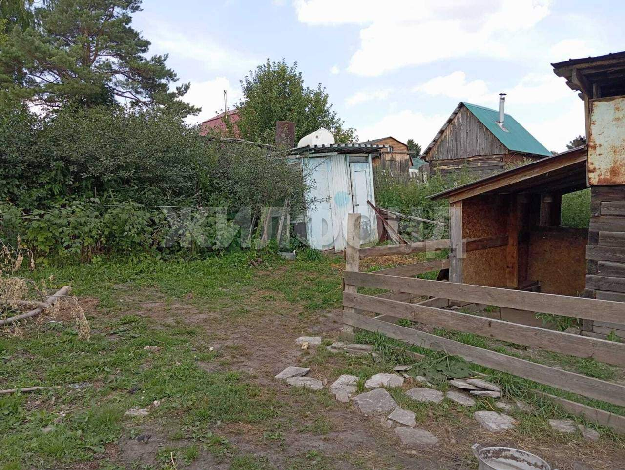 Продам земельный участок 741 м.кв.