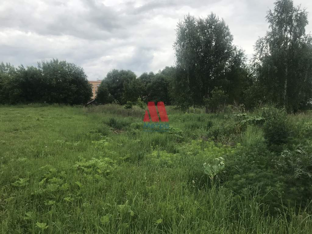 Продам земельный участок 2000 м.кв.