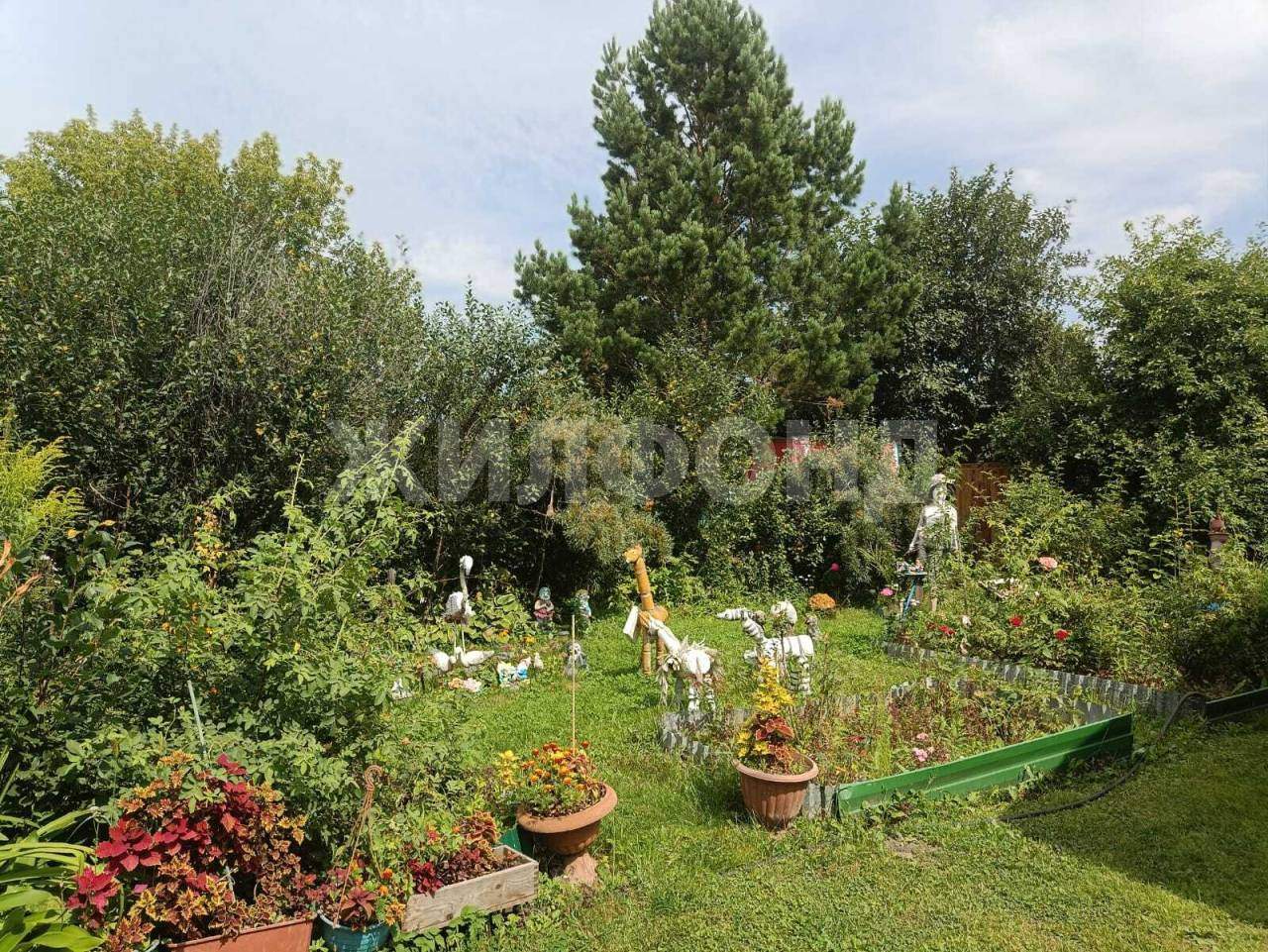Продам земельный участок 700 м.кв.