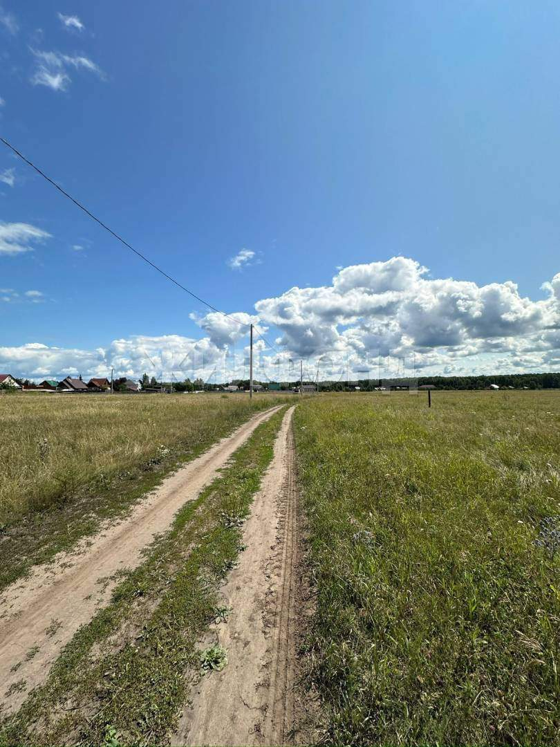 Продам земельный участок 2100 м.кв.