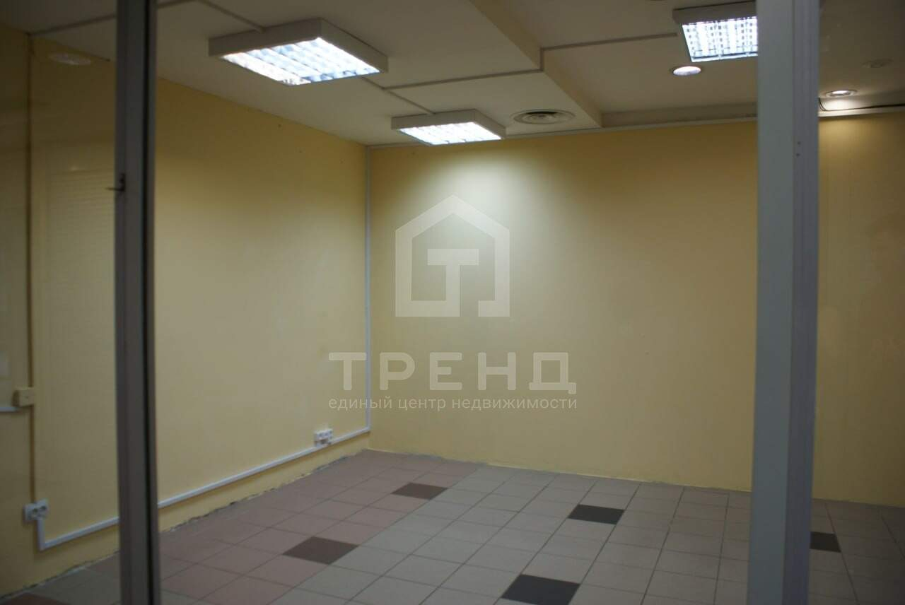 Продам магазин 17.7 м.кв.