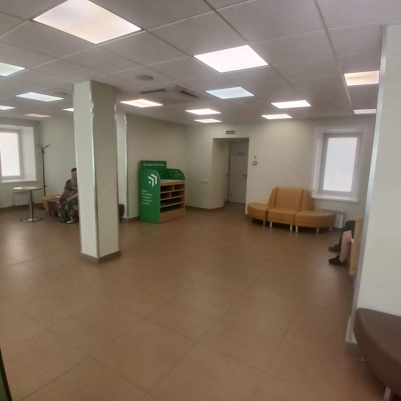 Сдам в аренду помещение свободного назначения 311.8 м.кв.