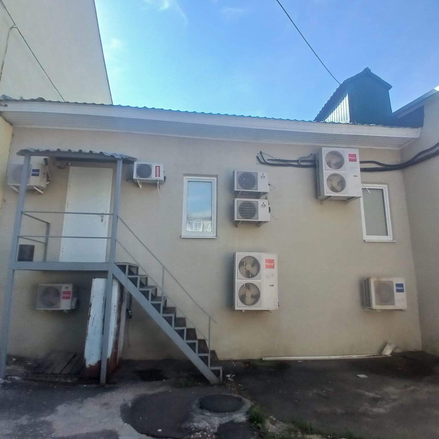 Сдам в аренду помещение свободного назначения 311.8 м.кв.