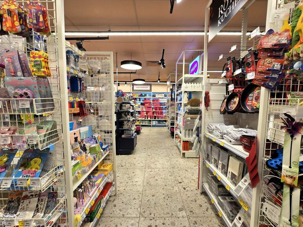 Фото: Торговое помещение 260 м2 в аренду test