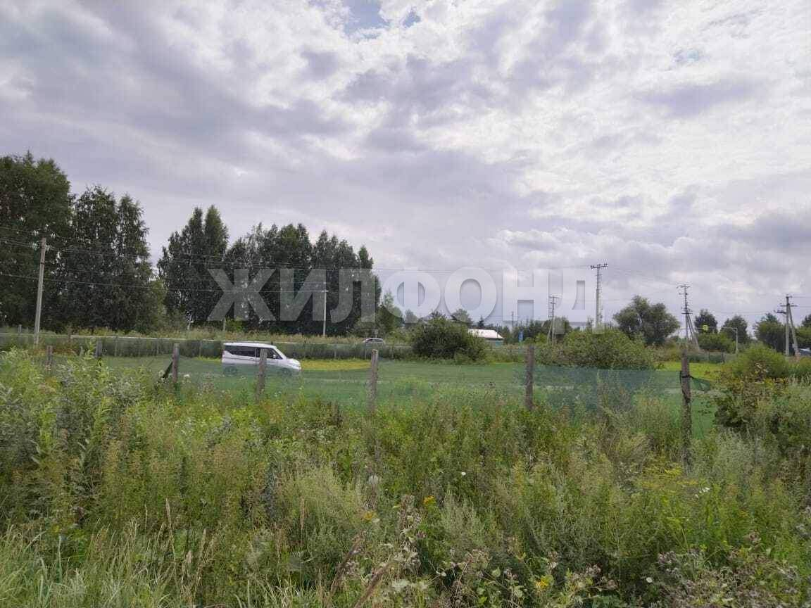 Продам земельный участок 5000 м.кв.
