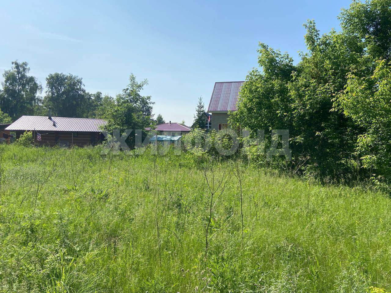 Продам земельный участок 1500 м.кв.