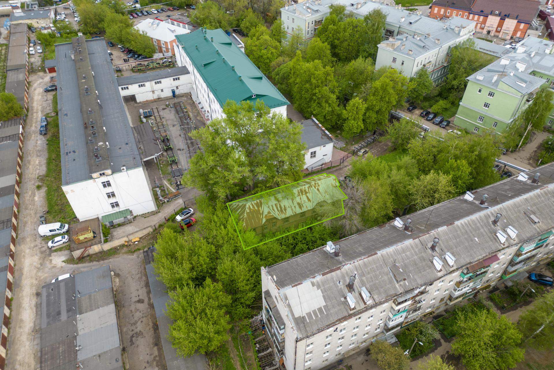 Продам торговое помещение 382.5 м.кв.