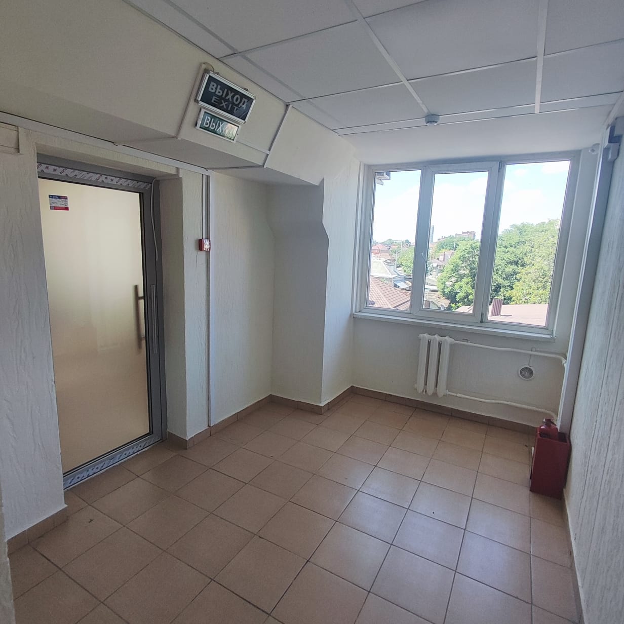 Сдам в аренду офис 72.4 м.кв.