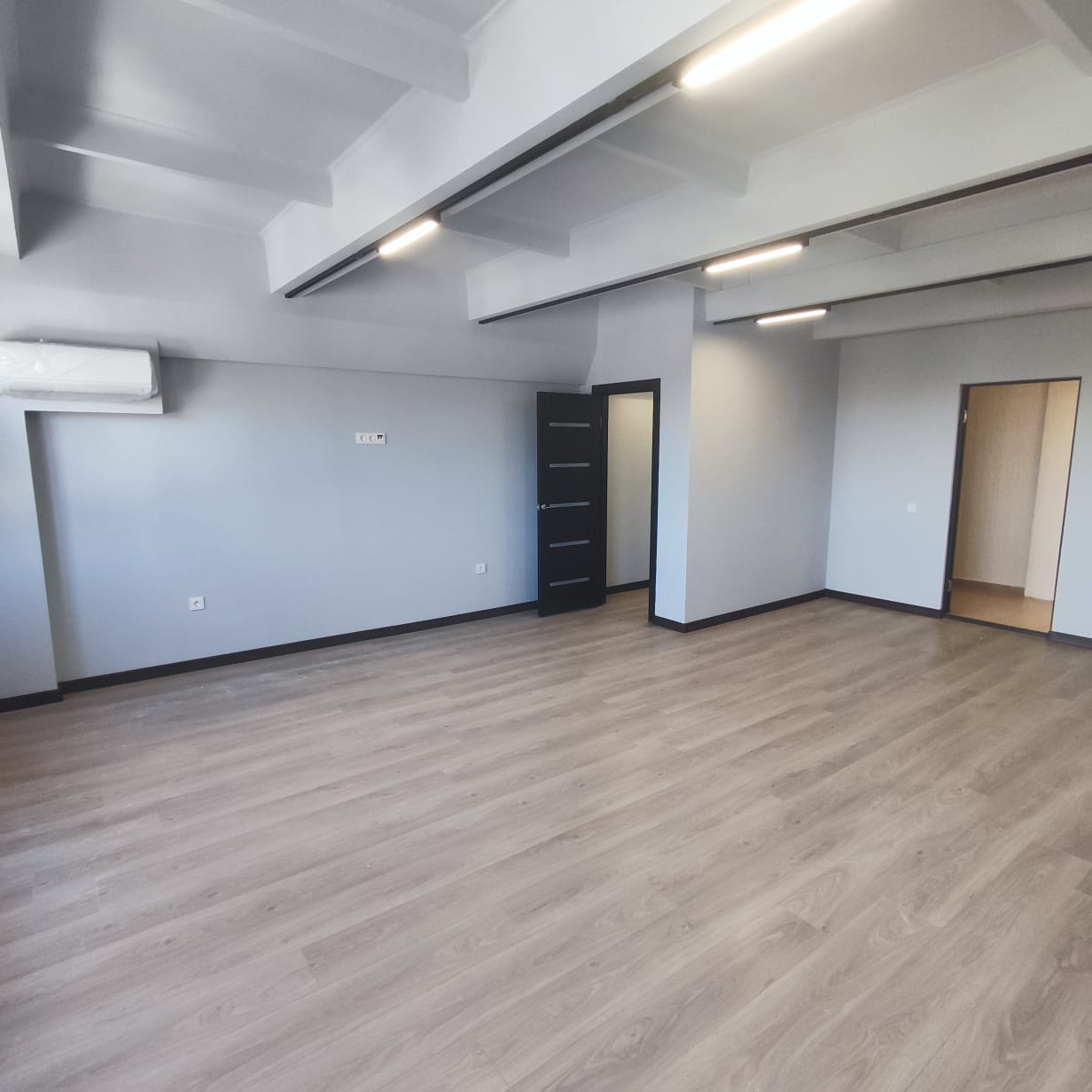 Сдам в аренду офис 142.8 м.кв.