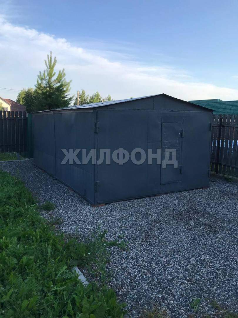 Продам земельный участок 792 м.кв.