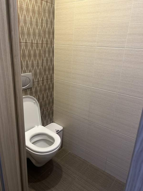 Сдам в аренду помещение свободного назначения 155.6 м.кв.