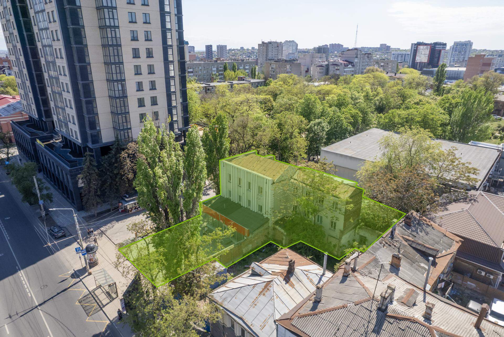 Продам торговое помещение 785.8 м.кв.