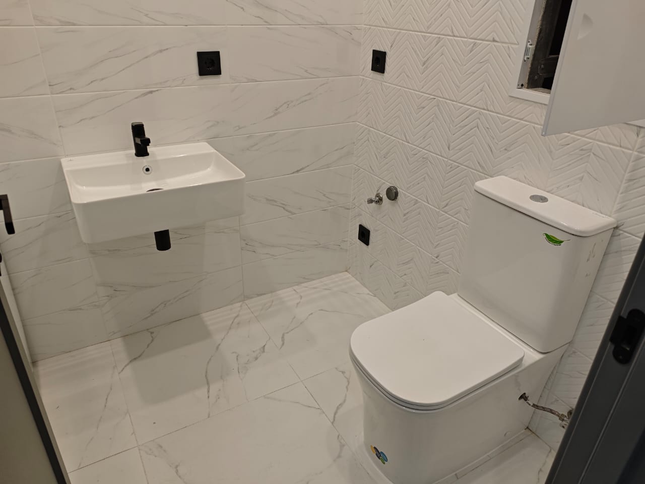 Сдам в аренду офис 51.8 м.кв.