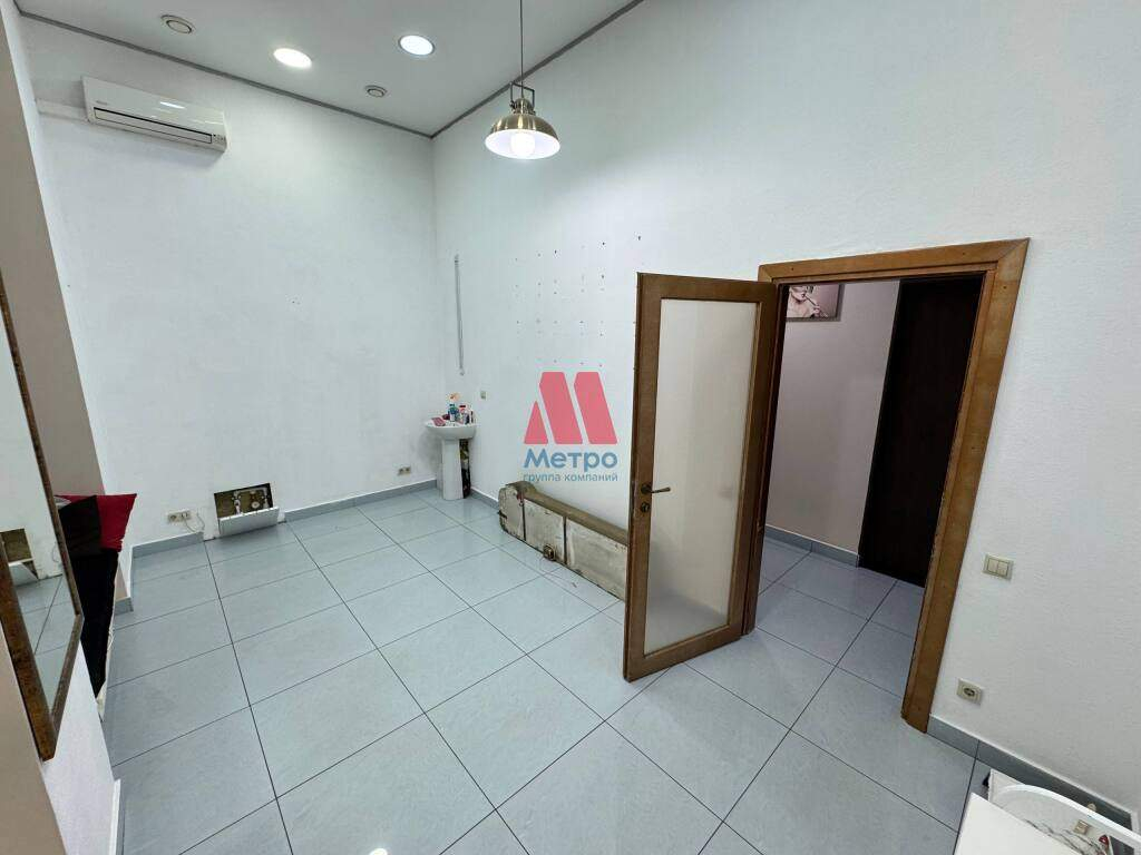 Продам помещение свободного назначения 111.4 м.кв.