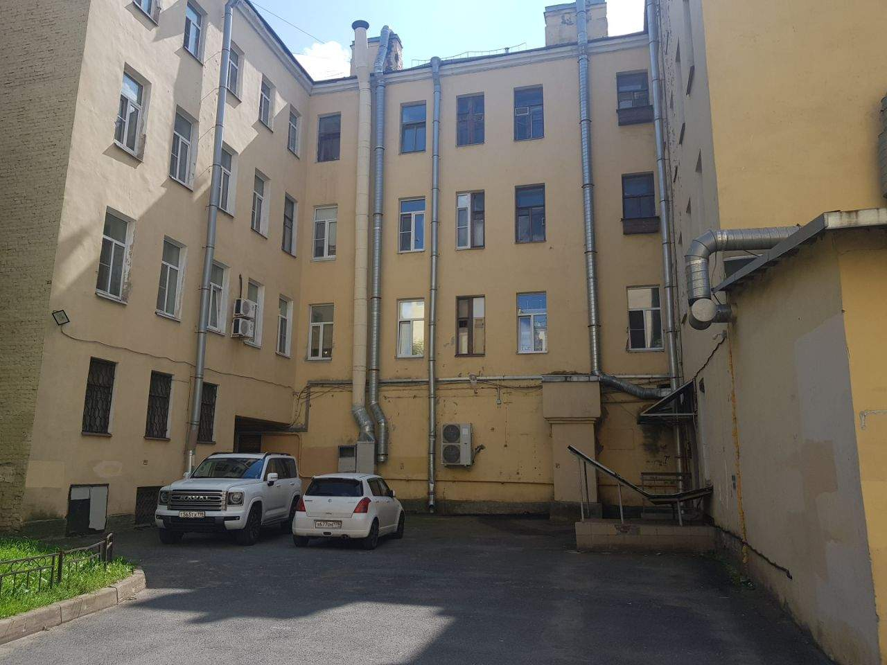 Продам офис 33.7 м.кв.