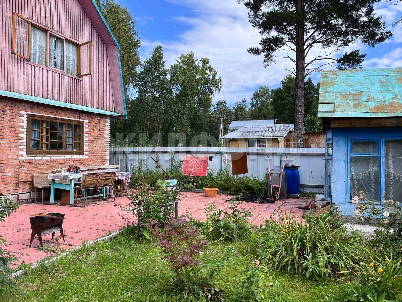 Продам земельный участок 520 м.кв.