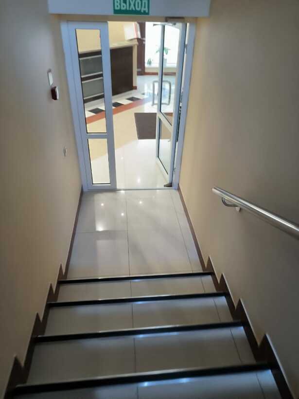 Продам помещение свободного назначения 666.5 м.кв.