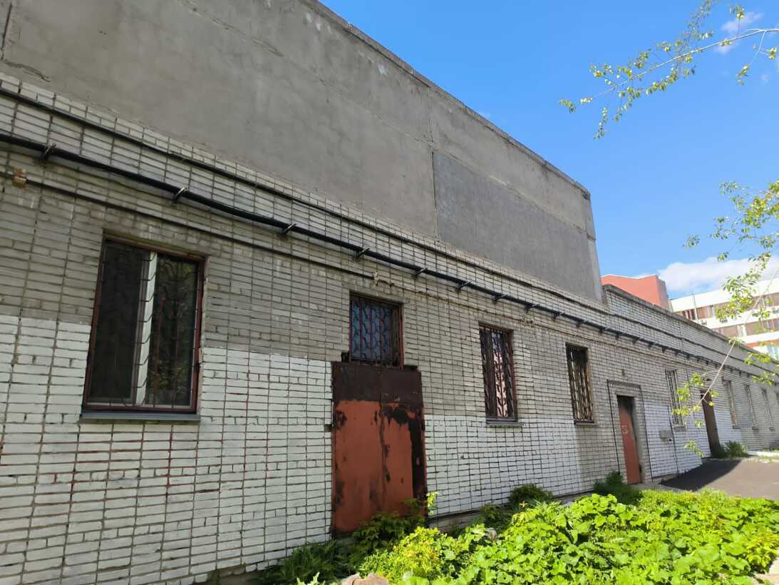 Продам торговое помещение 1269.1 м.кв.