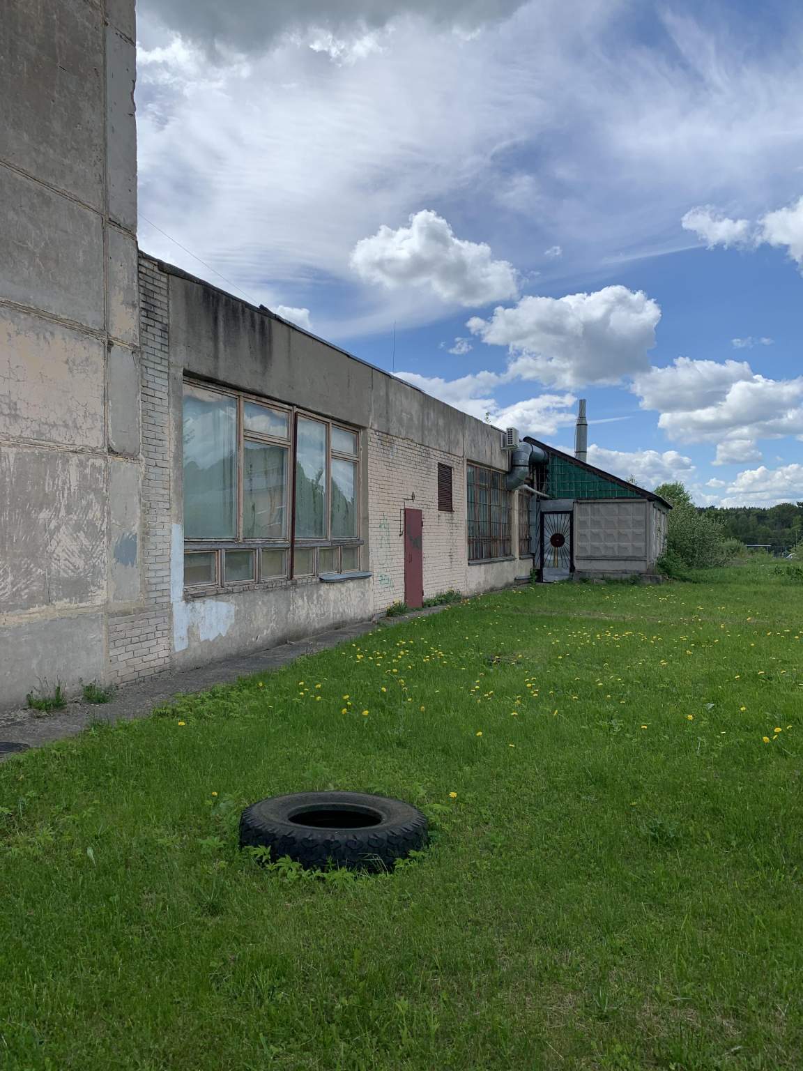 Продам торговое помещение 18159 м.кв.