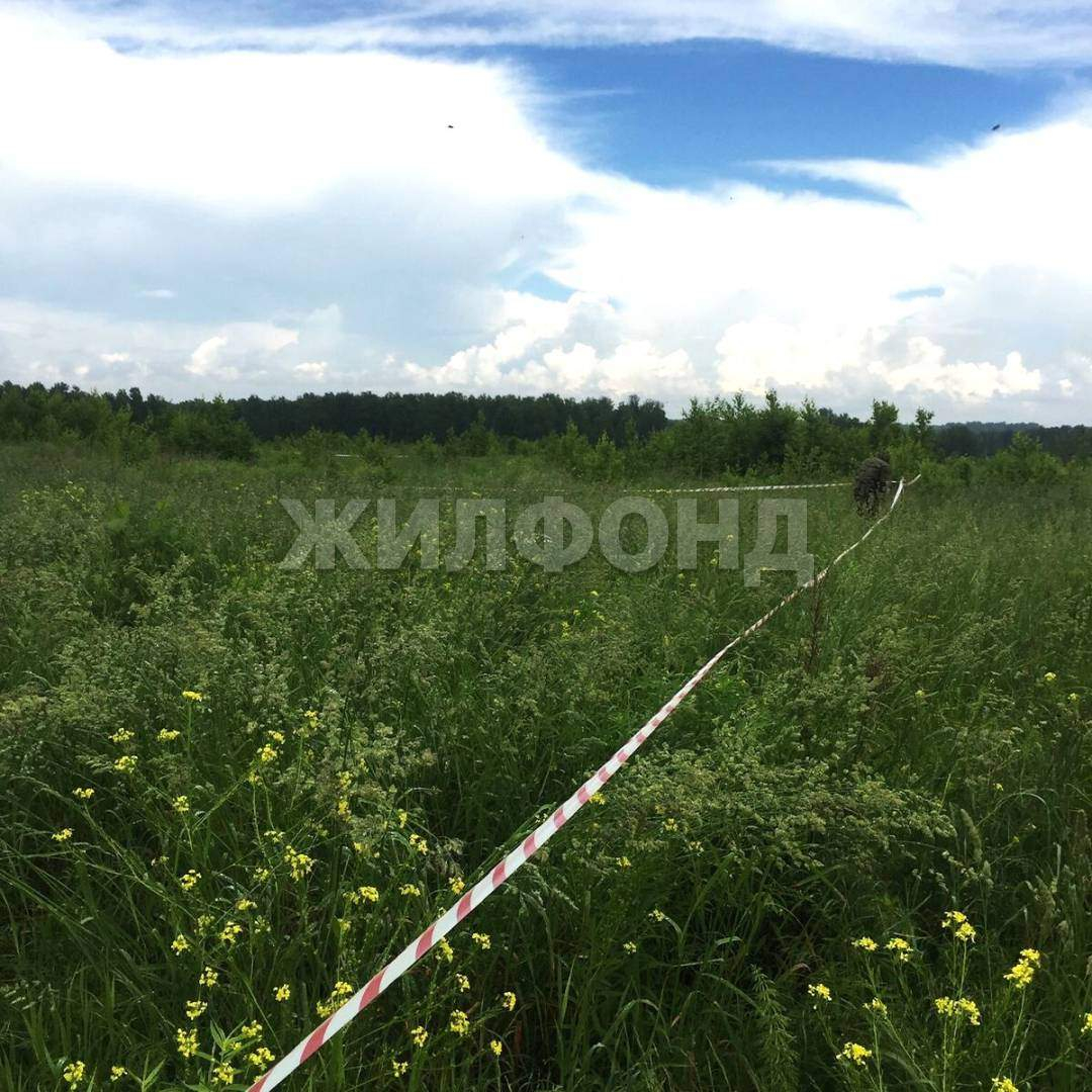 Продам земельный участок 950 м.кв.