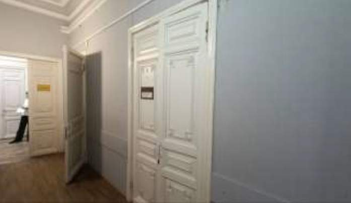 Продам торговое помещение 556.6 м.кв.