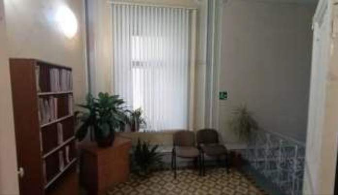 Продам торговое помещение 556.6 м.кв.